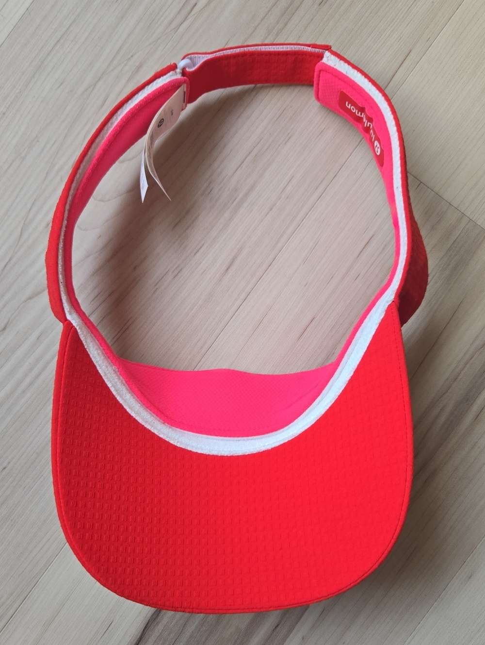 NWOT Lululemon Removable Sweatband All-Sport Visor, Red/Pink, Size S/M - Picture 3 of 3